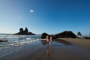 Vulkanisches Erbe: Teneriffas Strände, Naturpools und Meerwasserbecken