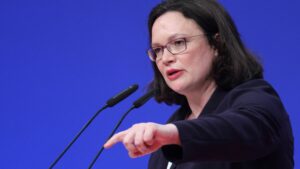 BA-Chefin Nahles fordert Rücknahme der Kürzung für Langzeit-Hartzer