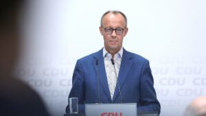 Merz fordert Lieferung von "Taurus"-Marschflugkörpern