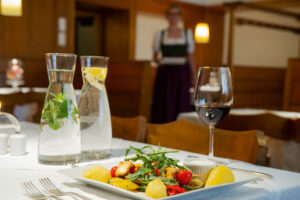 Hotel Gasthof Hinteregger: Durchatmen, wandern, aufleben, …