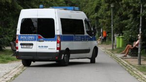 Wegner kündigt "Mix aus Repression und Prävention" an