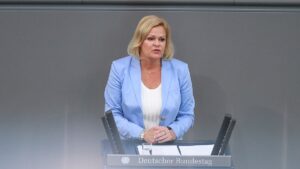 Umfrage: Mehrheit der Deutschen für Rücktritt von Faeser