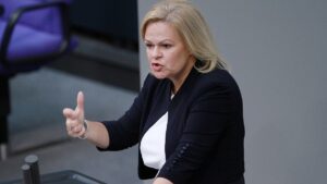 Faeser verbietet rechtsextreme Gruppierung "Artgemeinschaft"