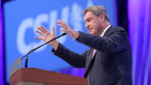 Söder leitet mit großem Rundumschlag Wahlkampfschlussspurt ein