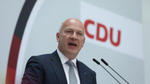 Berlins Regierender beklagt fehlende Anerkennung für Ostdeutsche