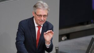 Post will Ampel-Einigung zu Industriestrompreis noch im Oktober