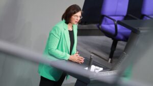 Göring-Eckardt will "Ordnung" in Migrationspolitik