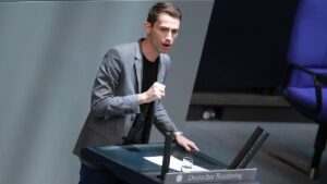 Audretsch kritisiert Unionsantrag zu Arbeitszwang für Flüchtlinge