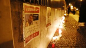 Zentralrats-Präsident Schuster hält Deutschland weiter für "sicher"