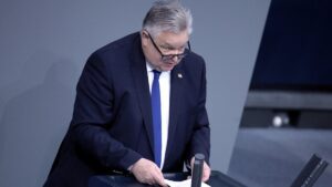 Hamas-Terror in Israel: Link fordert Sanktionen gegen Iran