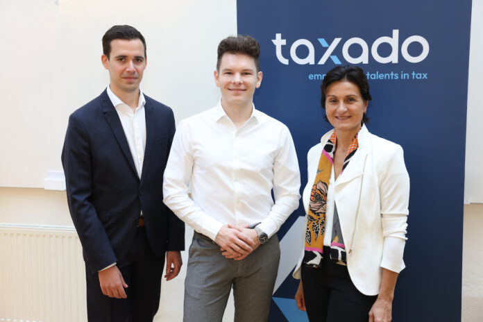 TAXADO REVOLUTIONIERT RECRUITING VON STEUERBERATUNGS- UND WIRTSCHAFTSPRÜFUNGSKANZLEIEN Dr. Markus Isack (Wirtschaftsuniversität Wien), Wolfgang Deutschmann (taxado GmbH) und Mag. Ursula Kilzer (AREA Bollenberger Steuerberatungs GmbH). Copyright: Katharina Schiffl