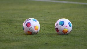 2. Bundesliga: Düsseldorf gewinnt gegen Schalke