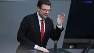 Buschmann fordert "Nulltoleranzpolitik" bei Antisemitismus