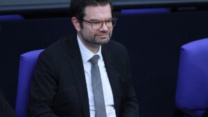 Buschmann begrüßt Hamas-Verbot