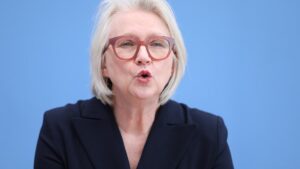 Wirtschaftsweise Schnitzer drängt auf Reform der Schuldenbremse