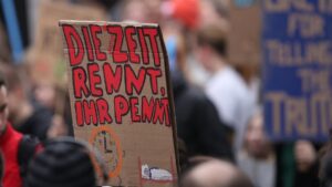 Bundesregierung hält 1,5-Grad-Ziel für weiter "in Reichweite"