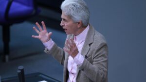 Strack-Zimmermann pocht auf Taurus-Lieferung an Ukraine