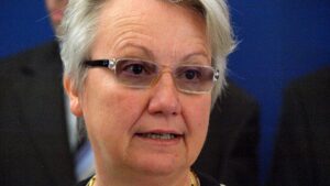 Schavan mahnt zügige Konsequenzen aus Pisa-Ergebnissen an