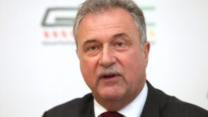 Weselsky kokettiert mit Job als Bahn-Chef