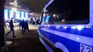 Berliner Polizei mit Silvestereinsatz zufrieden – 390 Festnahmen Berliner Polizei mit Silvestereinsatz zufrieden – 390 Festnahmen
