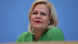 Faeser lobt Großrazzia gegen Schleuser
