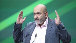 Nouripour drängt auf Gesetz zu Rüstungsexporten