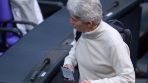 Strack-Zimmermann will FDP-Mitgliedervotum als Ansporn verstehen Strack-Zimmermann will FDP-Mitgliedervotum als Ansporn verstehen