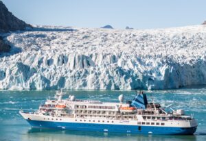 Sven Plöger auf Grönland-Kreuzfahrt 2024 mit Iceland ProCruises
