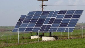 Vattenfall sieht in Solaranlagen über Äckern "große Chance"