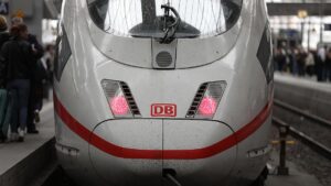 Bahnchef verteidigt Vorstandsbonus für 2022