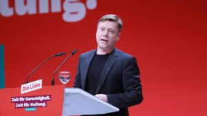 Schirdewan kritisiert Ampel für Streit um Demokratiefördergesetz