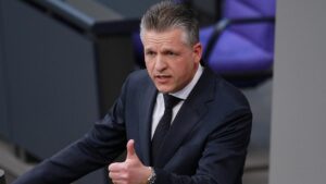 Frei begrüßt Regierungspläne für Steuerreform