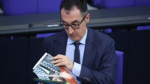 Özdemir sieht Schuld für schlechtes Ampel-Image bei der Ampel