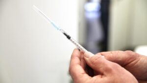 Notfallmediziner für Ausweitung von Impfempfehlungen für Kinder