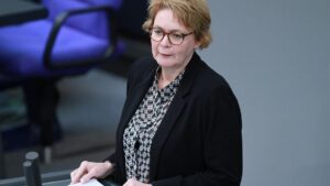 Behrens will mehr digitale Befugnisse für die Polizei