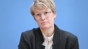 Grimm schließt Rückzug aus Sachverständigenrat aus