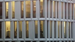 Neues Gesetz soll "Künstliche Intelligenz" am Arbeitsplatz regeln