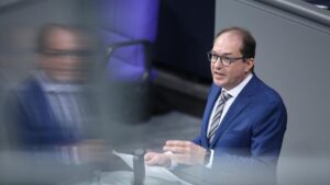 Asyl: Dobrindt drängt auf "Drittstaatenmodell"