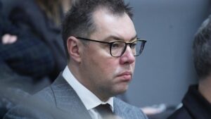 Ukrainischer Botschafter pocht auf zugesagte Waffenlieferungen