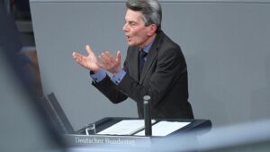 Mützenich weist Kritik an seinen Ukraine-Äußerungen zurück