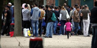 SPD unterstützt Dobrindt-Pläne für Asylbewerber