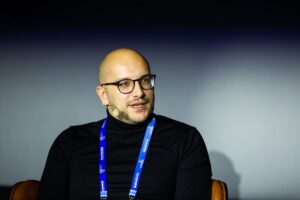 Round2 Capital investiert siebenstelligen Betrag in Europas führende Developer-Community und Karriereplattform WeAreDevelopers