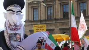 Baerbock schließt Irans Generalkonsulate in Deutschland