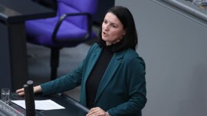 Polizei: Grüne für Verschärfung des Disziplinarrechts der Länder