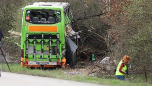 Viertes Todesopfer nach Busunfall auf A 9 identifiziert