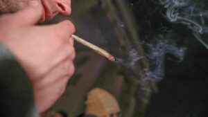 Lehrerverband warnt vor bekifften Schülern im Unterricht