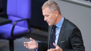 Politikwissenschaftler Funke: Bystron-Affäre kann AfD massiv schaden