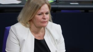 Faeser lobt Festnahmen mutmaßlicher russischer Spione