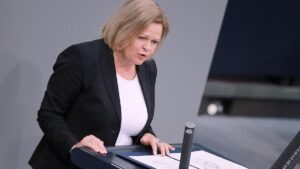 Faeser fordert "hartes Einschreiten" gegen Islamisten
