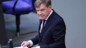 Wadephul wirft Bundesregierung außenpolitisches Scheitern vor